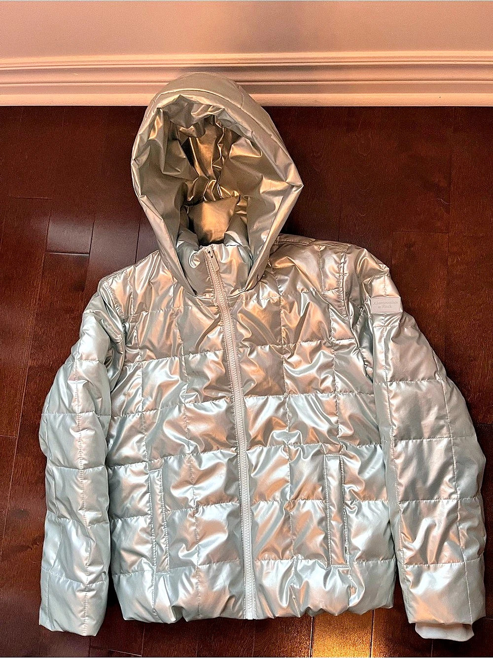 Abercrombie Kids Hooded Puffer Jacket Girls 11/12 icy blue metallic
